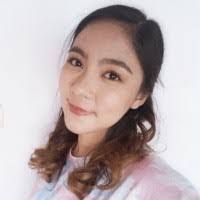 Mary Dominique's Instagram, Twitter & Facebook