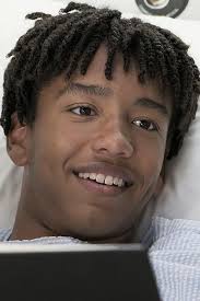 Marley Williams's Instagram, Twitter & Facebook