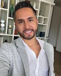 Miguel Eduardo's Instagram, Twitter & Facebook