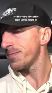 “I’m bigger than him” 😂 (via @Boston Bruins) #NHL #hockey #Bruins  #Blackhawks #Bedard