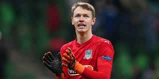 Матве́й евге́ньевич сафо́нов (25 февраля 1999 года, ставрополь) — российский вратарь футбольного клуба «краснодар». Safonov Nabiraet Formu V Sostave Krasnodara 2