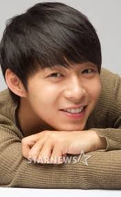 Jyj S Yoochun Chosen By Foreigners As The Hallyu Star That Can Best Promote Seoul Park Yoo Chun Jyj Hallyu Star