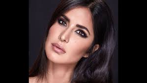 On Katrina Kaif's Birthday, Her Best Makeup Looks From Instagram -  Boldsky.com