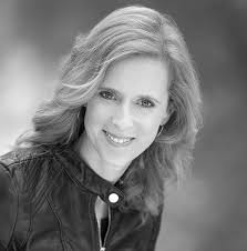 Amazon.com: Grimm Fairy Tales: Tales From Oz Vol. 1 eBook : Brusha, Joe,  Massey, Jeff, Wickline, Dan, Finch, Meredith, McKenzie, Shane, Salonga, Noah,  Mendonca, Miguel: Kindle Store