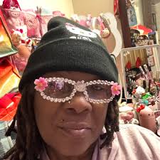 I rlly want to have a hello kitty plushT_T the least i could do is  photoshop my oc with one😭