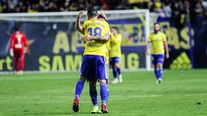 H2h stats, prediction, live score, live odds & result in one place. Cadiz Elche Horario Canal De Tv Y Donde Ver Online As Com