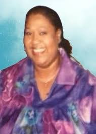 Peggy Lewis's Instagram, Twitter & Facebook