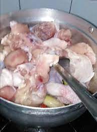 Ayam singgang salah satu masakan khas padang, sumatra barat, yang sulit ditolak. Cara Masak Singgang Ayam Ala Thai Tarik Perhatian Ramai Boleh Cuba Keluarga