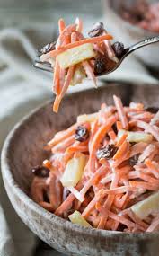 Salade De Carottes Aux Raisins Et Ananas Recette Salade Carotte Recettes De Cuisine Cuisine