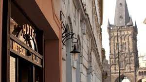 For an unparalleled stay while traveling, make an online reservation today at the best western plus hotel meteor plaza in prague, czech republic! Best Western Plus Hotel Meteor Plaza Prag Praha Holidaycheck Grossraum Prag Tschechische Republik