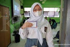 Vaksin buatan china, sinovac tiba di jakarta. Lokasi Vaksin Covid 19 Anak Usia 12 17 Tahun Di Jakarta Ini Cara Daftar Syaratnya