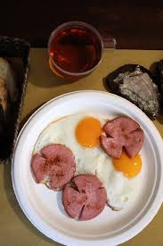 Notizie informazioni articoli ricette consigli su cucina pane e dolci di tutti i tipi e da tutto il mondo. Colazioni Russe A Torino Al Sovietniko Sapori Russi Dolci E Salati