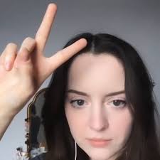 Sarah Tye (@saraheliztye) • Instagram photos and videos