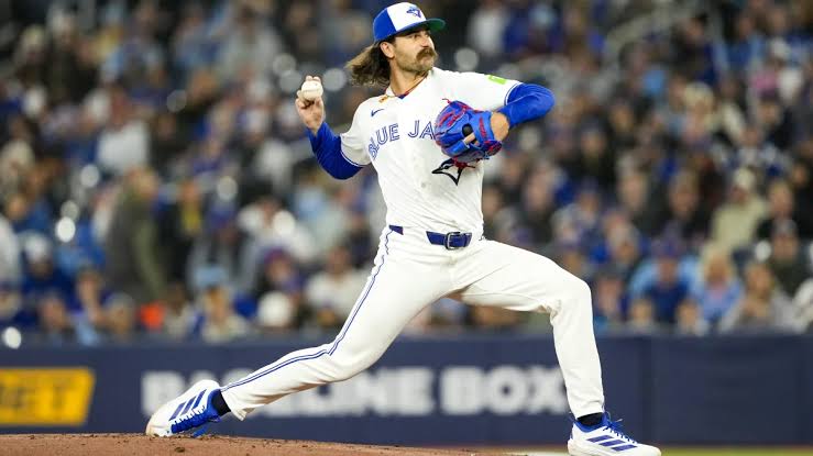 Blue Jays' Dylan Cease creates first-ever MLB pitching line | Sporting News