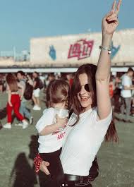 Andy kusnetzoff publicó un emotivo posteo al regresar a su casa. La Tierna Foto De Helena La Hija De Andy Kusnetzoff Desde El Lollapalooza Revista Paparazzi