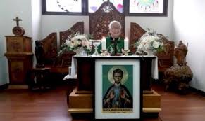 Gaya mereka bak artis yang sedang berpacaran. The Economy Of Francesco Eof Sahabat Insan