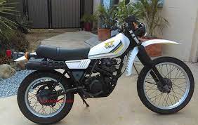 1981 Yamaha Xt250 White Yamaha Yamaha Dirt Bikes Dual Sport Motorcycle
