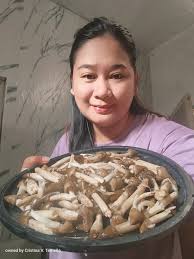 Girl who loves eating mushrooms