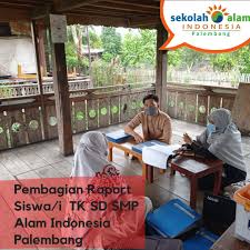 Dinamakan sekolah alam, karena menggunakan alam sebagai media pembelajaran dan eksplorasi bagi siswa dan guru. Sekolah Alam Indonesia Palembang Photos Facebook