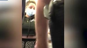 Vyvianna was boarding southwest airlines on may 23, a flight from sacramento to san diego, when a scuffle broke out. E32mt Yjopkaym