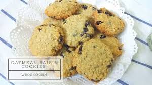 Tips:** gunakan gula aising dan bukan gula yang diblend sendiri sebagai salutan biskut. Chewy Oatmeal Raisin Cookies Recipe Resepi Biskut Oat Kismis Youtube