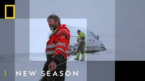 But never fear, up and down norway there are brigades of brave rescue workers, who work around the clock to keep the roads safe and open. Ice Road Rescue Official Trailer National Geographic Uk Youtube