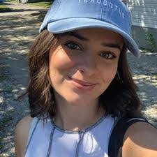 Ashley Peach's Instagram, Twitter & Facebook