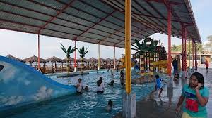 If you're looking for a place to cool off on your summer trip to japan, visit one of these popular spas, waterparks, and public pools. Subasuka Water Park Kabupaten Kupang East Nusa Tenggara