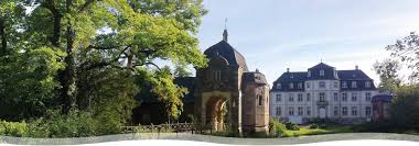 Schloss Turnich In Kerpen Hofcafe Obstpark Und Hofladen Mit Bio Produkten Bio Produkte Hofladen Gesund Einkaufen