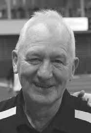 2015 North Dakota Football Media Guide.indb