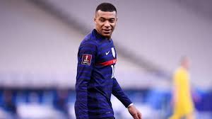 Et le moins qu'on puisse dire, c'est qu'il n'a pas été tendre avec l'international français dans l'émission il fait un métier public qui lui permet de vivre de sa passion, c'est fabuleux. Aheoqheanjtcqm