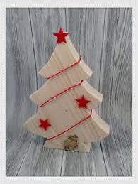 Aber käthe wohlfahrt führt aus den kunsthandwerklichen manufakturen in deutschland auch baumschmuck aus metall, holz, messing oder zinn in ihrem weihnachtlichen sortiment. Die 380 Besten Ideen Zu Weihnachten Holz In 2021 Weihnachten Holz Weihnachten Weihnachtsdekoration