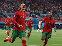 Cristiano ronaldo is the 1/8 favourite to win the euro 2020 golden boot, with 6/1 england captain harry kane now seemingly his only realistic rival, according to the bookies' odds. Portugal S Cristiano Ronaldo Top Scorer In Euro 2020 Wins Golden Boot Business Standard News