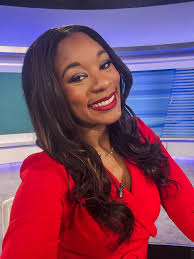 Amanda DeVoe (@AmandaDeVoeTV) • Facebook