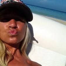 Michelle Winecoff's Instagram, Twitter & Facebook