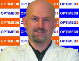 Goz Doktoru Durmaz Optimed Te Hasta Kabulune Basladi