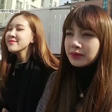 Söylentilere göre, bts'den taehyung ve snsd'den yoona'nın listede adı geçiyor. Taehyung E Yoona Chaelisalways Twitter