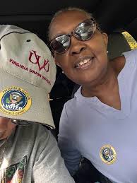 We went to Benjamin Graves school along with little Tommy and major Harris  would stop over the playground great memories