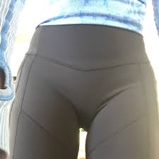 HEATHER McDONALD on X: No camel toe yoga pants from @lululemon they are  high waisted, skinny long w no seam going up your vagina.  t.coVaR7TZiwJi  X