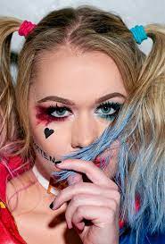 Harley quinn's look is perfectly coordinated right down to the delicate manicure on her fingertips, and she's ready for a bout of fun and mischief. Pictures Of Harley Quinns Face Wallpaper For You