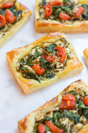 Chicken And Pesto Puff Pastry Tarts Recipe Puff Pastry Recipes Dinner Puff Pastry Recipes Puff Pastry Tart