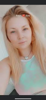 The Selbyvllle Police Department is requesting the publics assistance in  locating Alexis Hosler. Hosler was last seen four days ago in Selbyville,  Delaware. Hosler is 5'3 120lbs and may be in Selbyville,