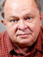 Pierwszym dyrektorem teatru został edward dziewoński.podczas stanu wojennego w 1982 teatr przestał działać. Andrzej Szopa Filmweb