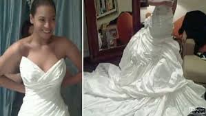 Beyonce S Wedding Gown Finally Revealed Wedding Dress Reveal Famous Wedding Dresses Celebrity Wedding Dresses