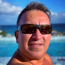 How to get translation of a word or sentence while reading a Spanish  article