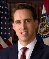 Love America Act would require all public school K-12 students read  foundational documents like Constitution, Declaration of Independence