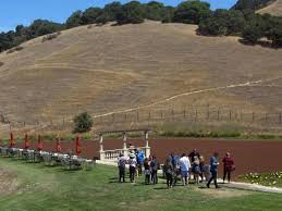A place for indoor/outdoor receptions or event hosting. Nicholson Ranch Vineyards And Winery Sonomacounty Com