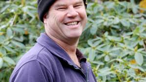 Pukeiti's popularity pleases longtime caretaker