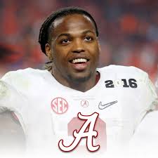 Derrick Henry leads the NFL with 14 TD's rushes over 10+ yards since 2021  🐘 #RollTide