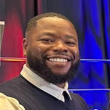 As the government shutdown stretches on, Food Lifeline is stepping up to  support federal workers and families facing food insecurity. Our Advocacy  Director, Aaron Czyzewski, spoke with FOX 13 Seattle…